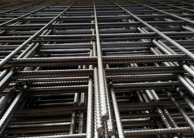 Арматурная сварная сетка 150х150х4 А500С