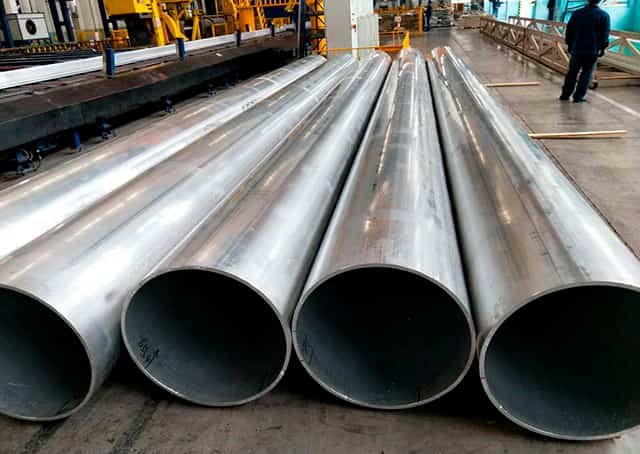 Дюралевая труба 210х35х2000 мм Д1