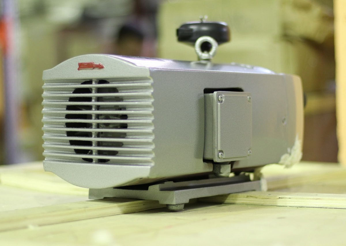 Вакуумный насос Erstevak PVP60