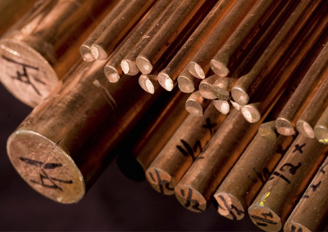 Медный пруток 30 М2р